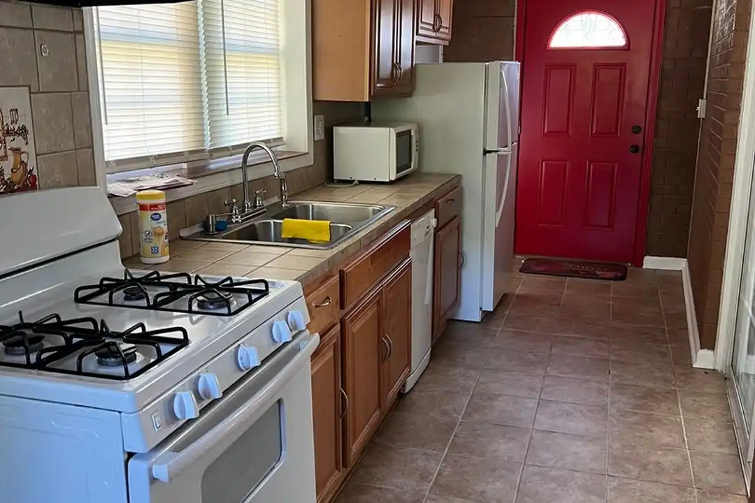 514 Monroe St - View 3