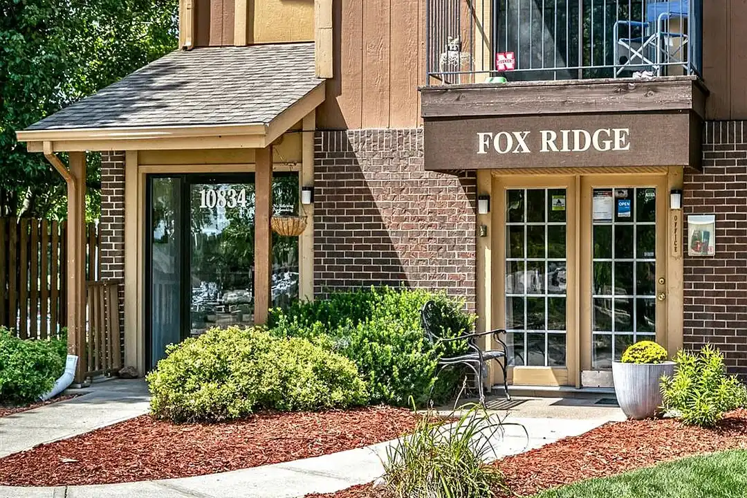 Fox Ridge Apartments - 10834 Cottonwood Ln - Omaha, NE | Rent.