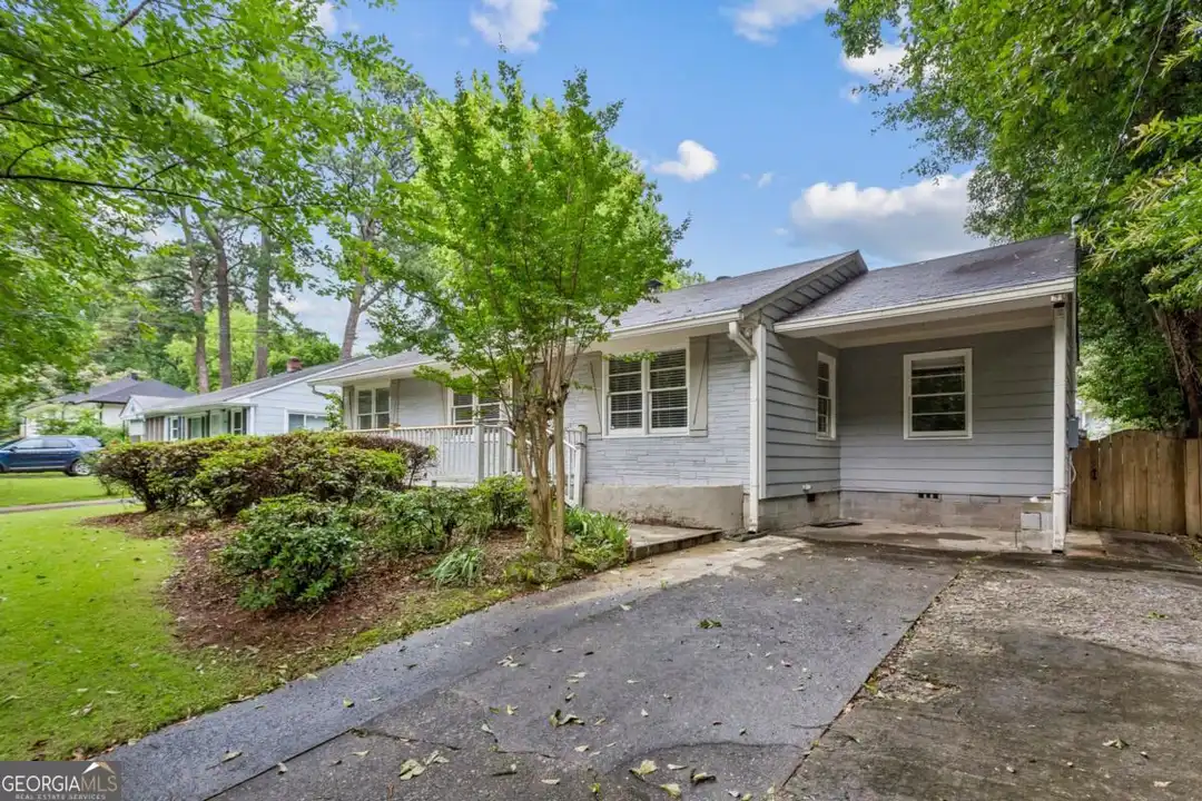 1910 La Dawn Ln NW - View 3