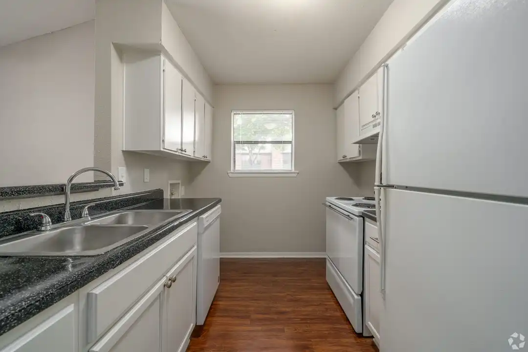 13503 Northborough Dr – photo 1