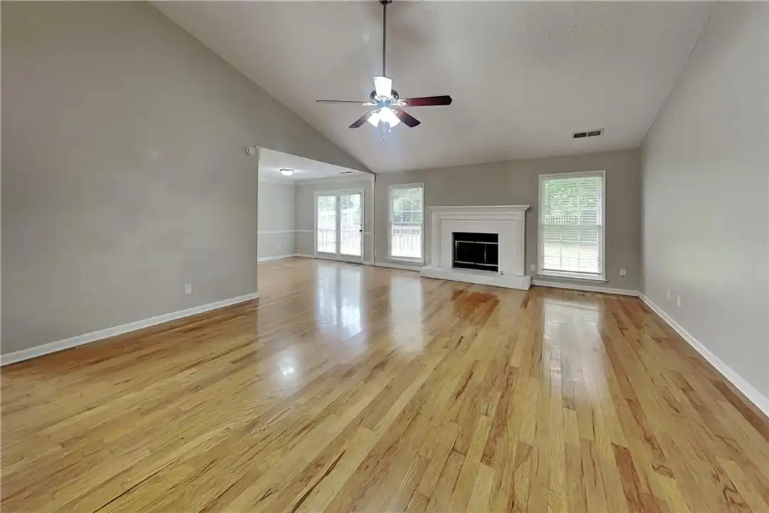 4620 Hampton Square Dr - View 2