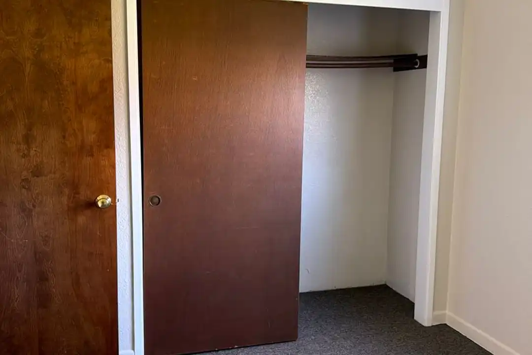 2270 Heather Ln unit B - More