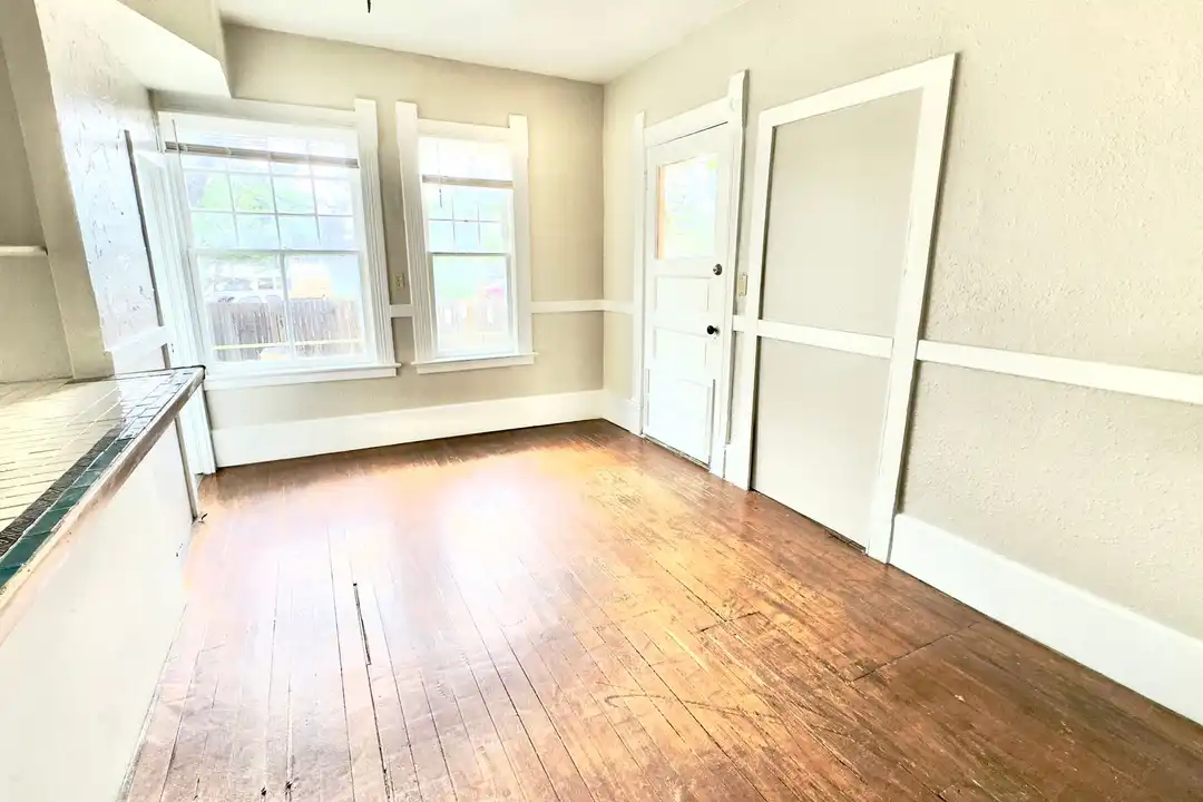 Apartment in Colorado Springs - View 4