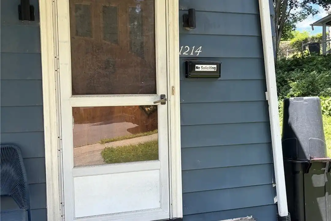 House in Pittsburgh - View 3