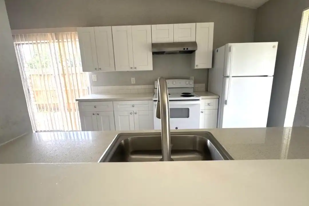11217 Pender Ln - View 4