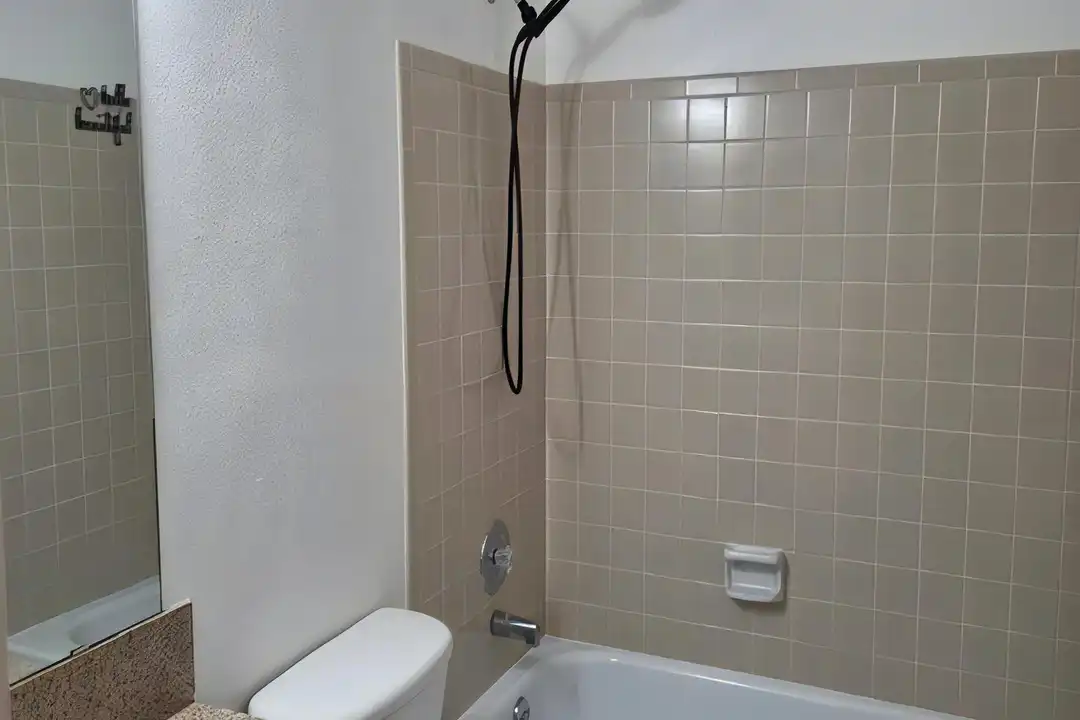 11284 Forest Dr - View 3