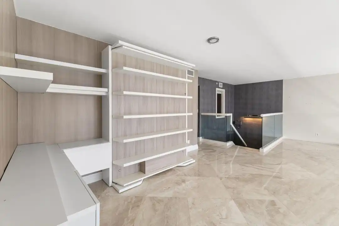 3901 S Flagler Dr #1002 - View 2