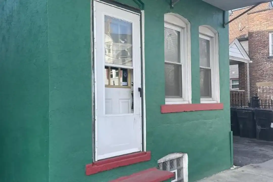 1924 E 123rd St - View 4