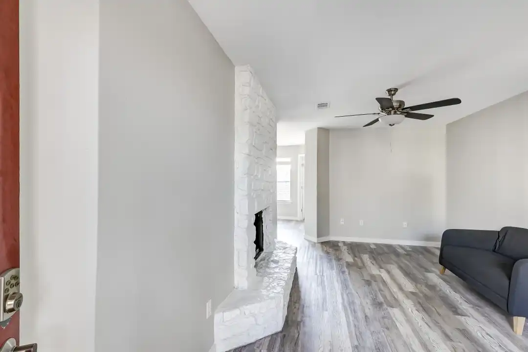 House in Austin - View 3