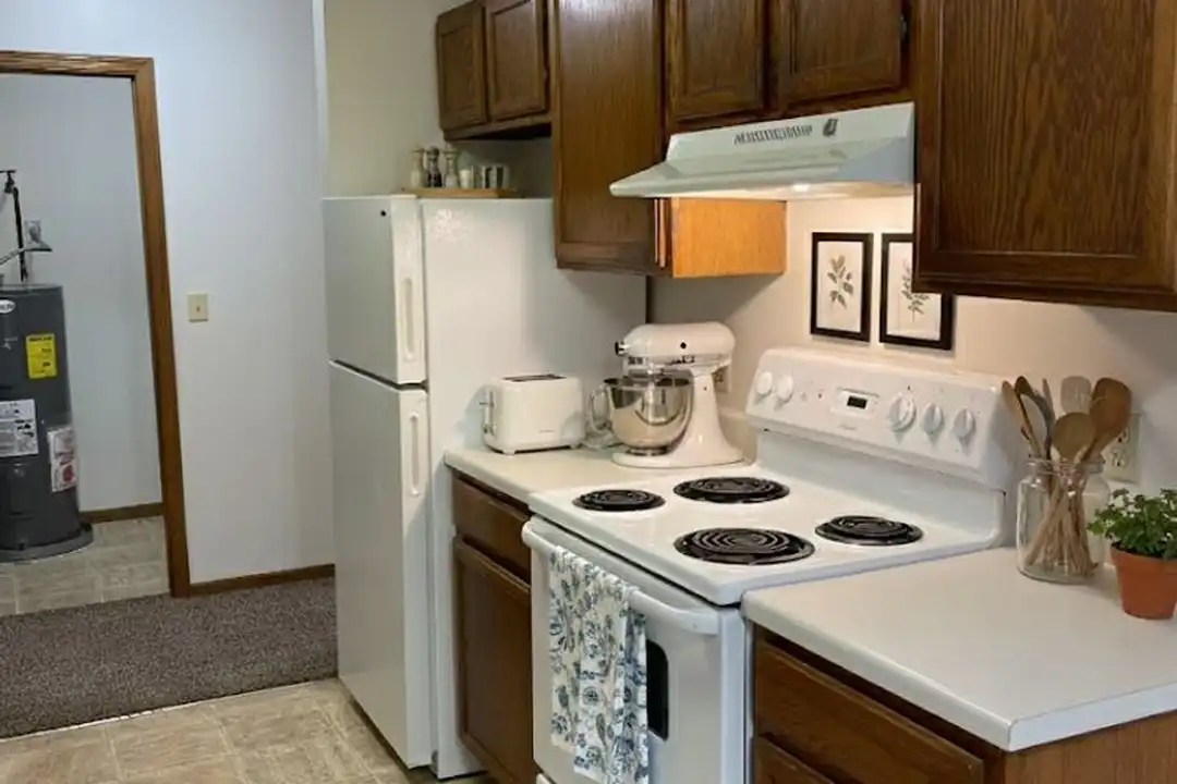929 Page Dr unit 302 – photo 1
