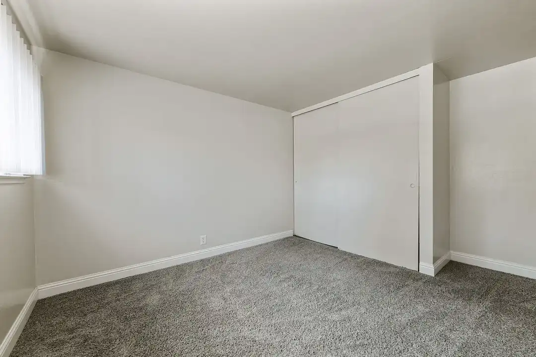 Marina Haven Apartments – photo 1