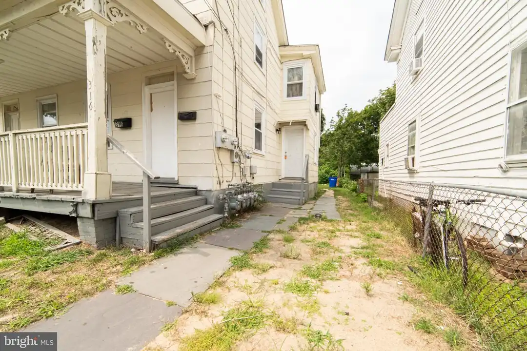 316 E Pine St.