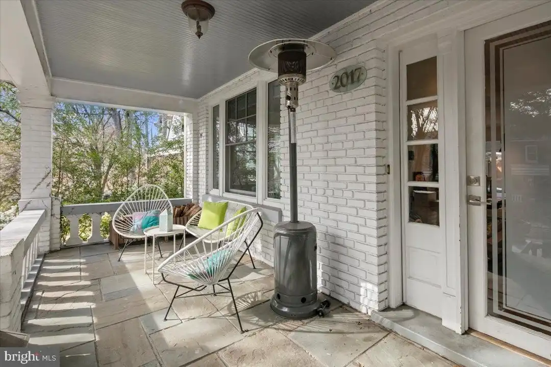 2017 Klingle Rd NW - View 4