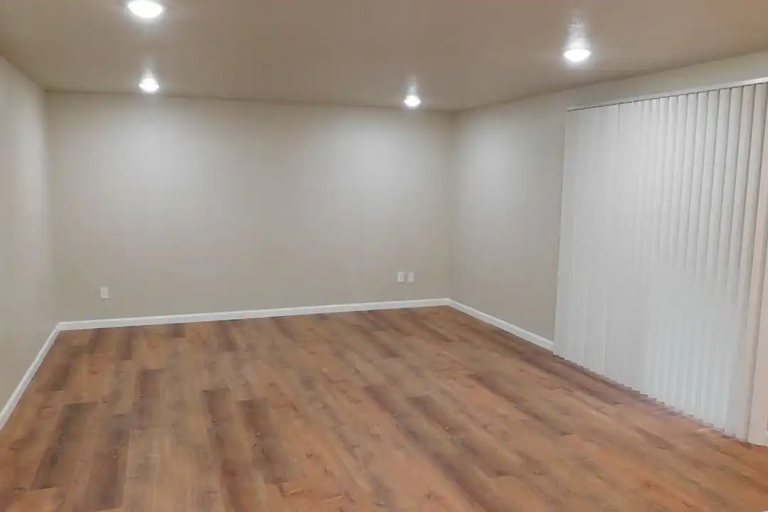 Apartment in Beaverton - View 5