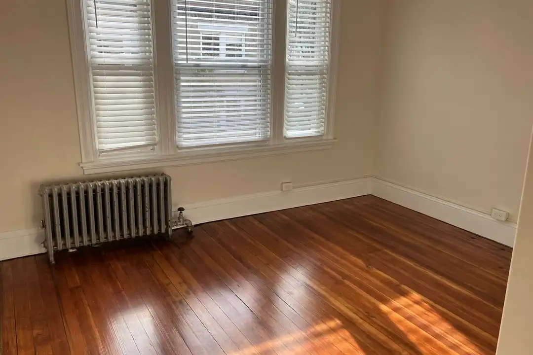 34 Wadsworth St - More