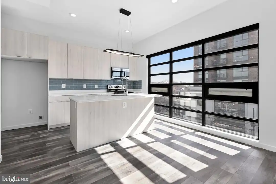 506 H St NE #401 - View 3