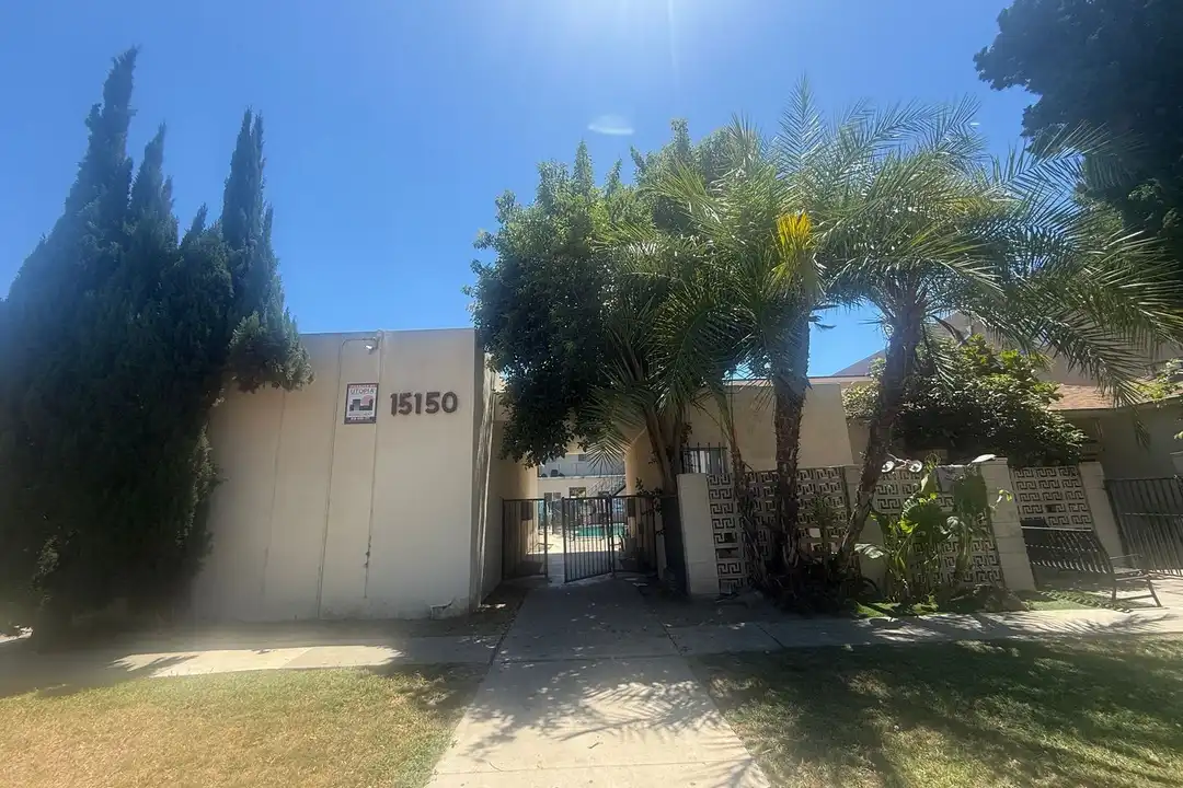 15150 Roscoe Blvd unit #12 - View 3