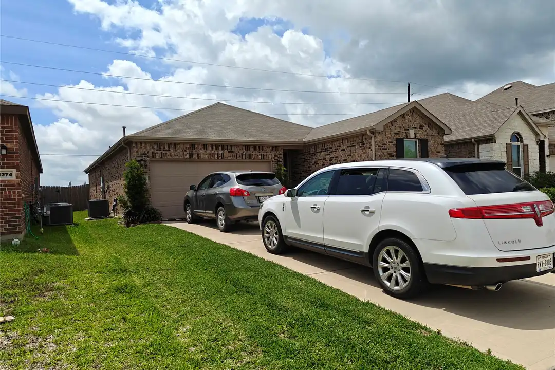 1270 Glendora Dr - View 4