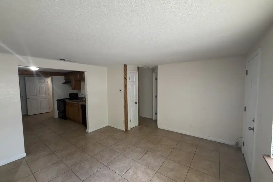10308 Angel Ct - View 2