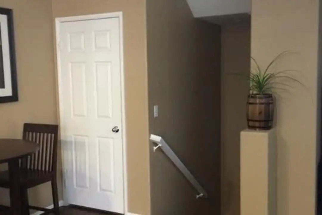 31173 Strawberry Tree Ln - View 4