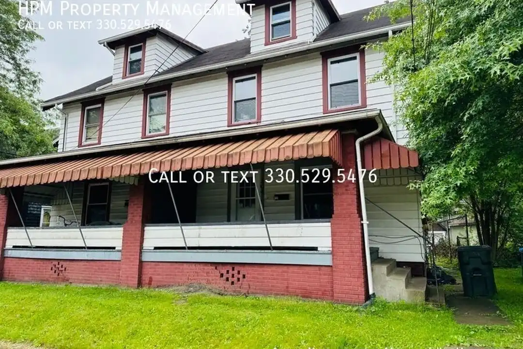 304 Chicago Pl NW – photo 1