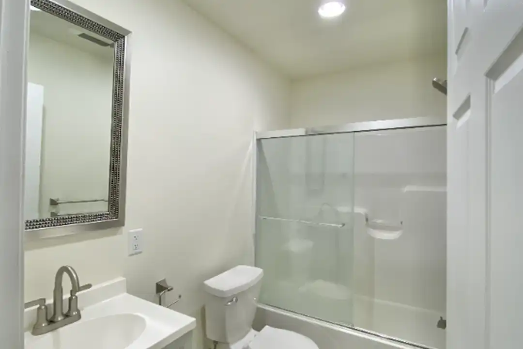 738 Bloom Rd unit U102 - View 5