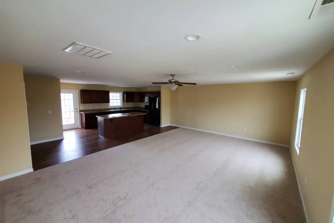1 Kimberley St unit 1 - More