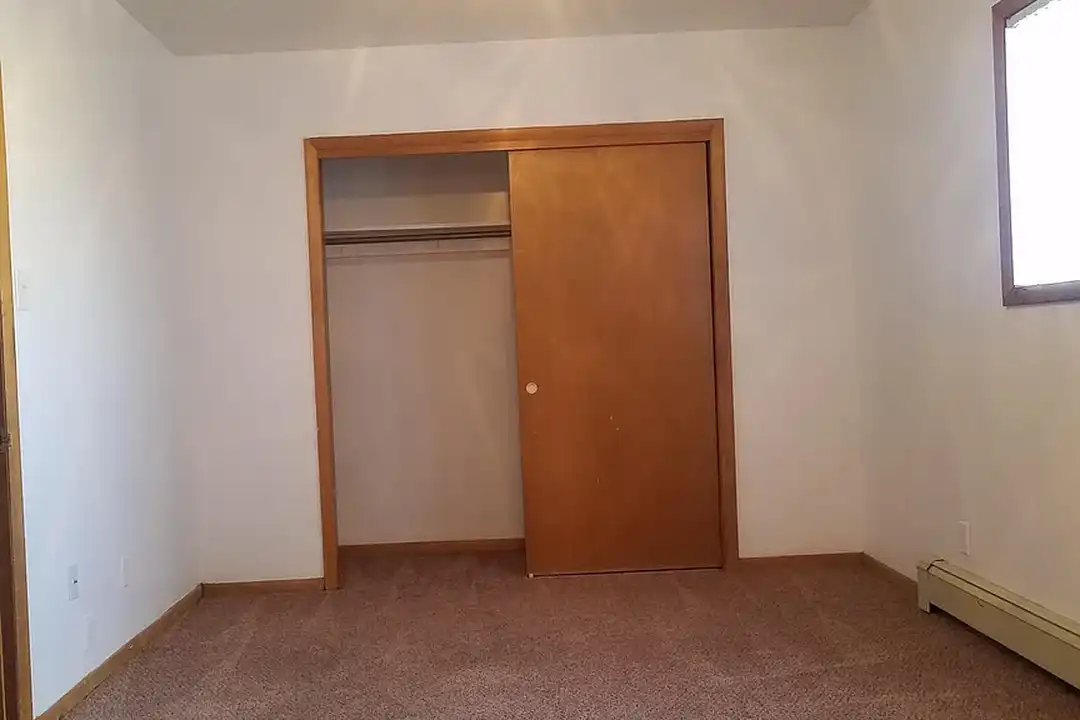 Apartment in Casper - More