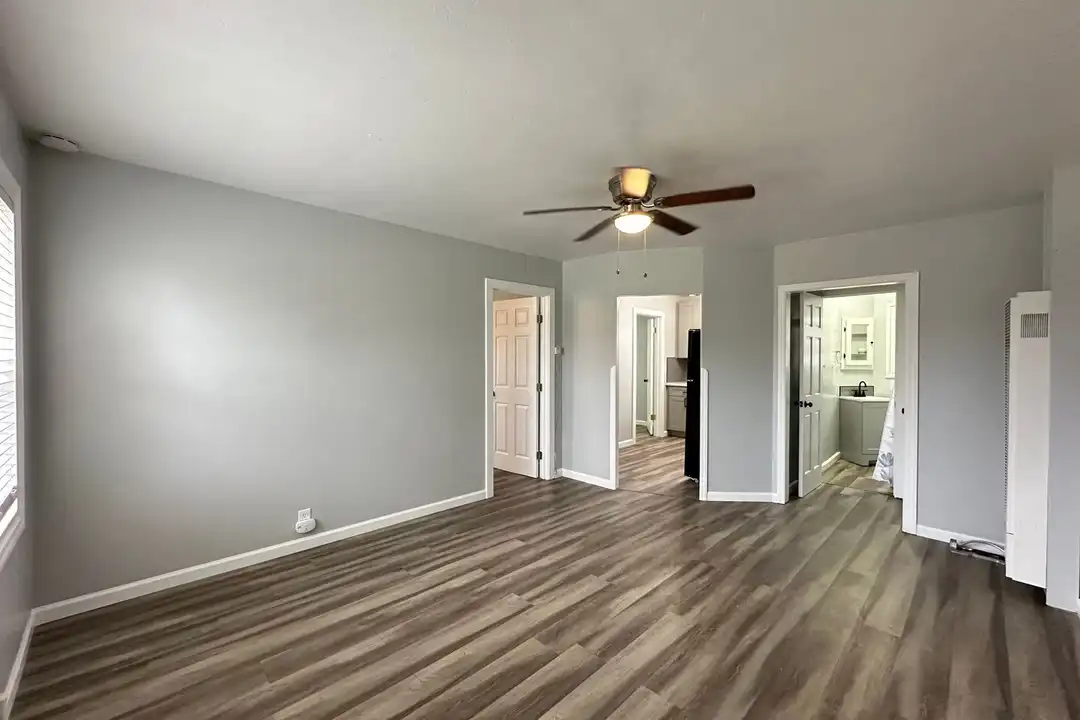 736 Cedar St unit Unit 1 - View 4