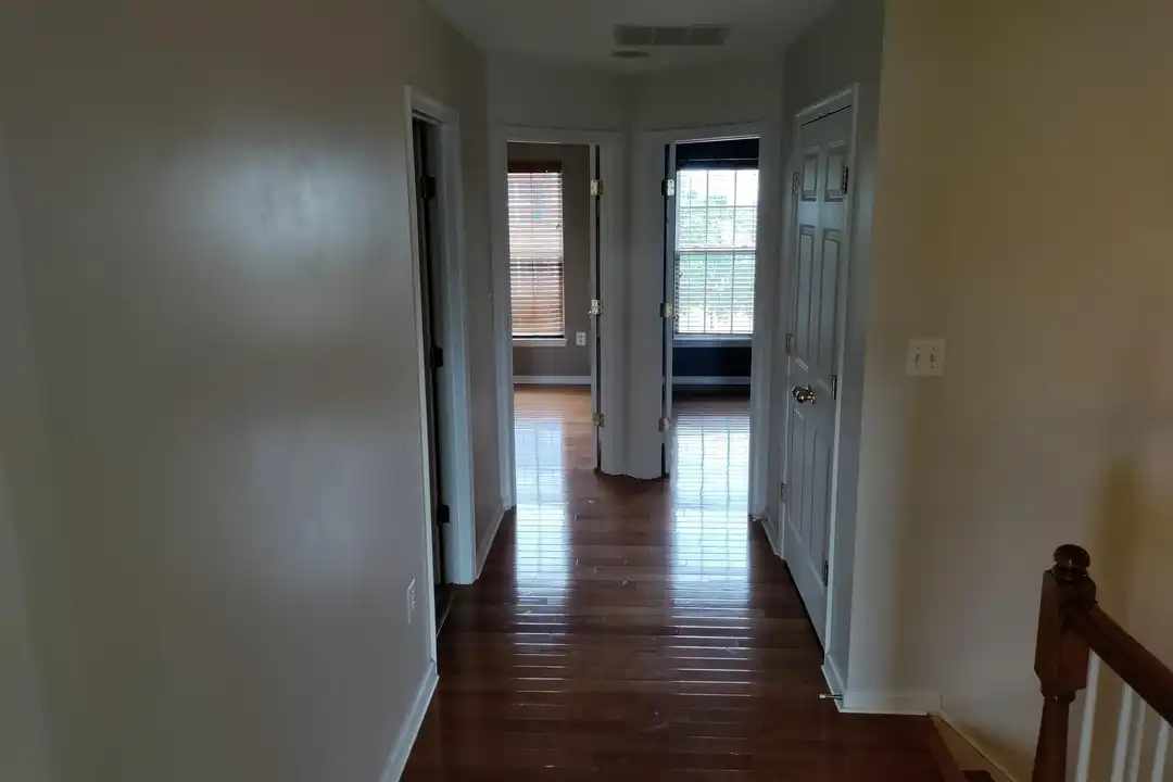 1202 Ellis Ave - View 5