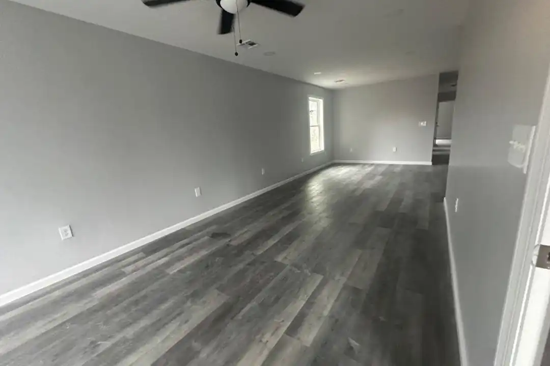 194 N 1st St - View 2