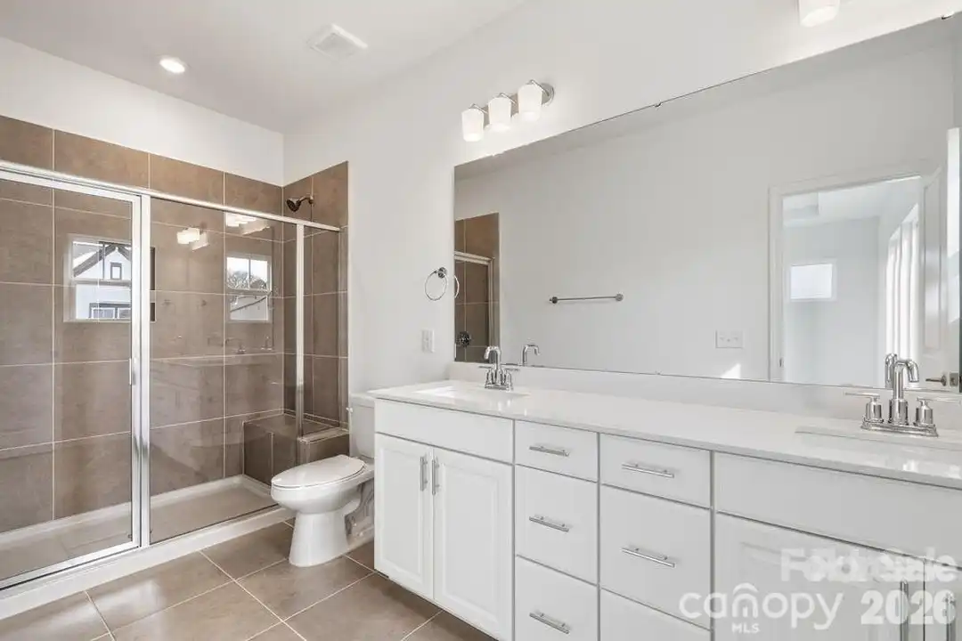 411 Silver Star Blvd - View 6