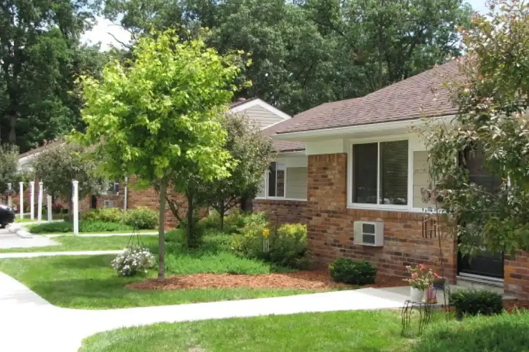 Village Meadows North Senior Apartments – photo 1
