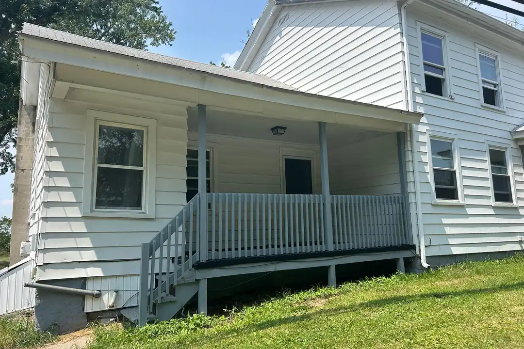 1297 Lakeland Dr unit 1 – photo 1 of 14