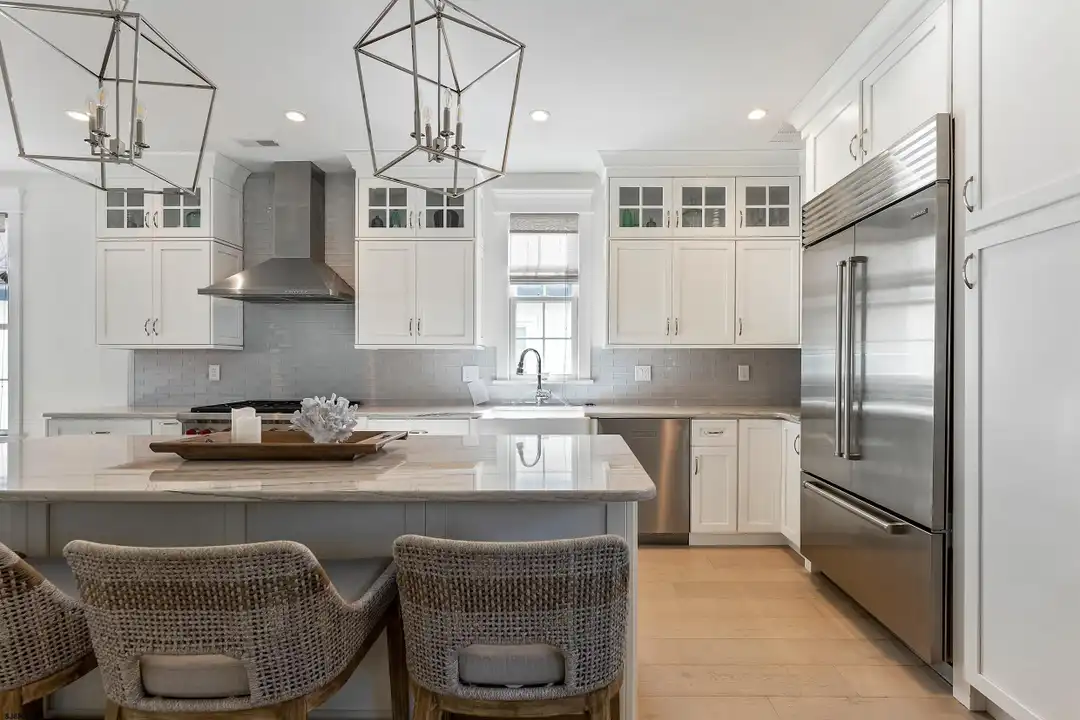 202 N Union Ave - More
