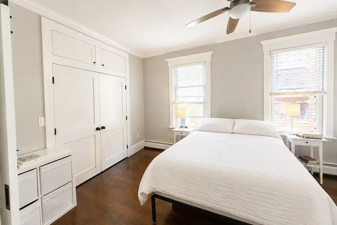 6 Bartlett St unit 2 - View 5