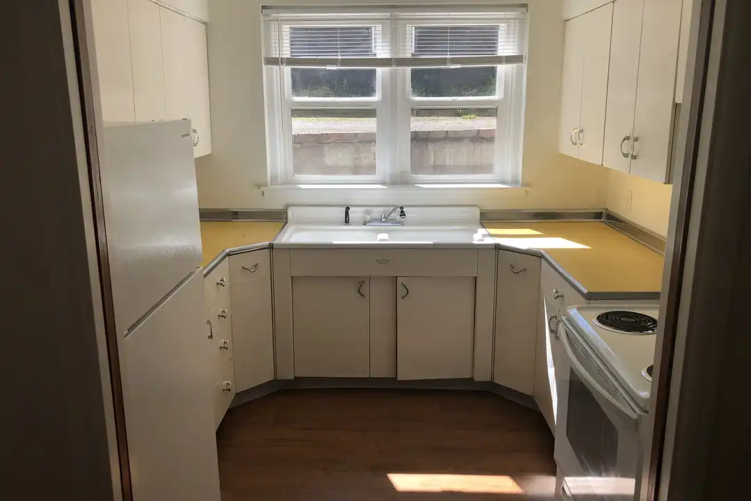 509 E 24th Ave unit 5 - View 4