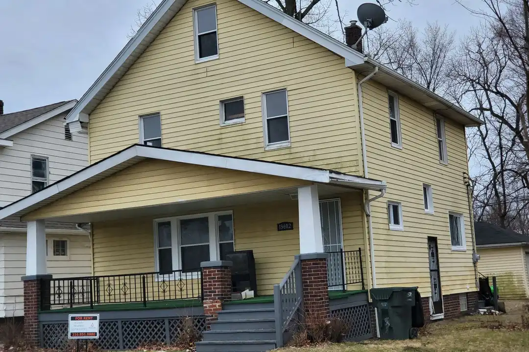 13602 Alvin Ave – photo 1