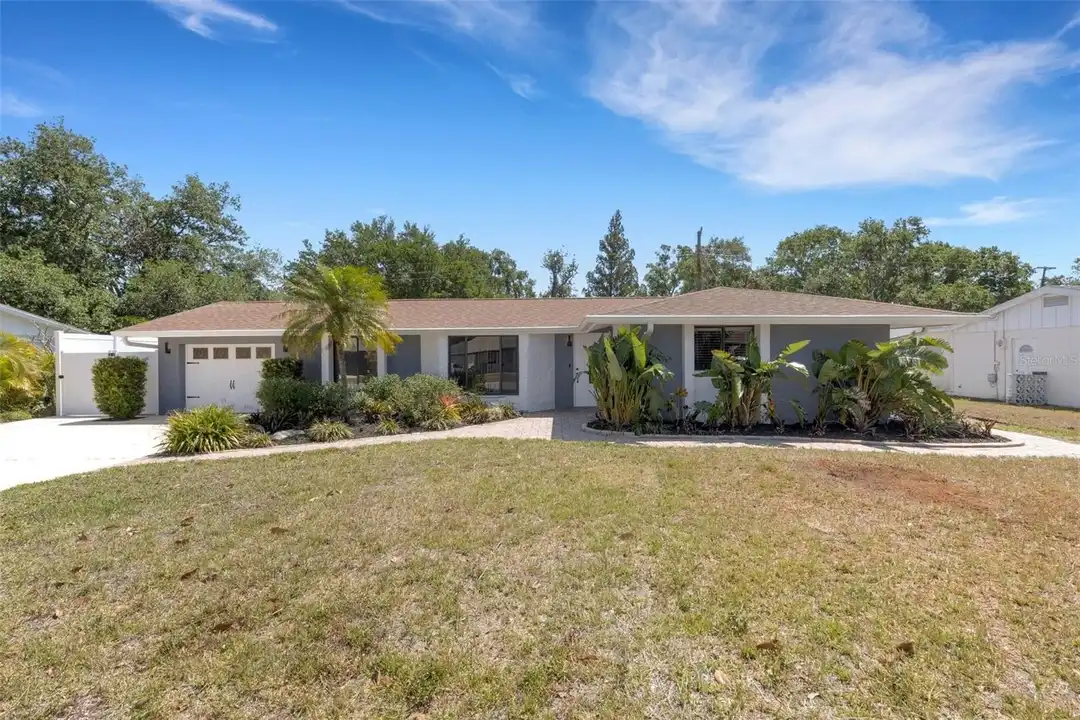 4645 Hunter Ridge Dr - View 2