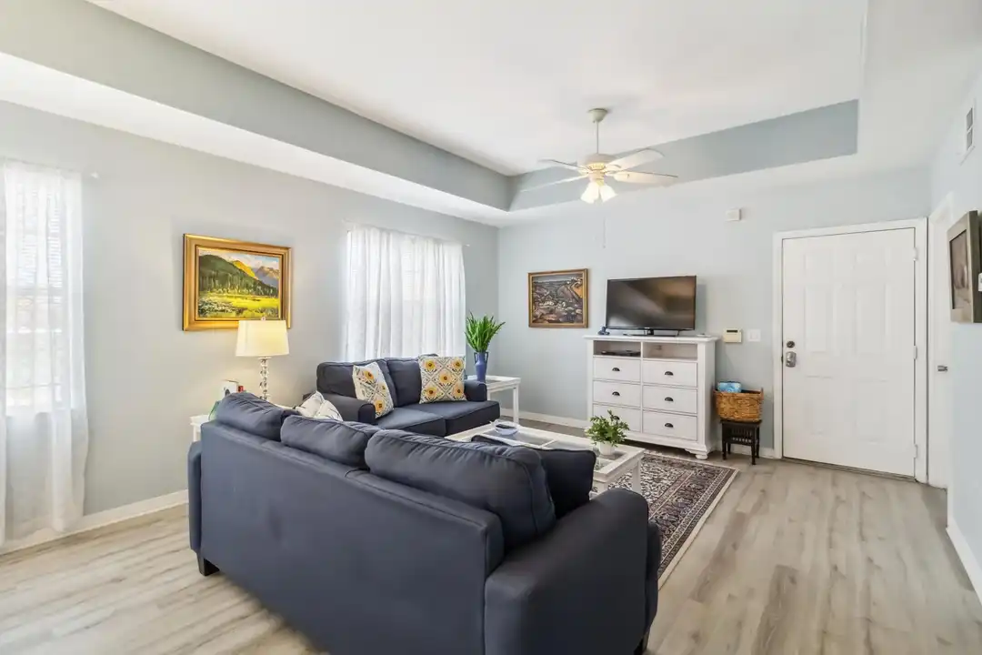 1030 Villagio Cir unit 203 - More