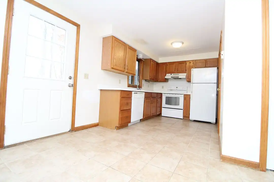 37 Oak Hill Rd unit 37A - Standish, ME | Rent.