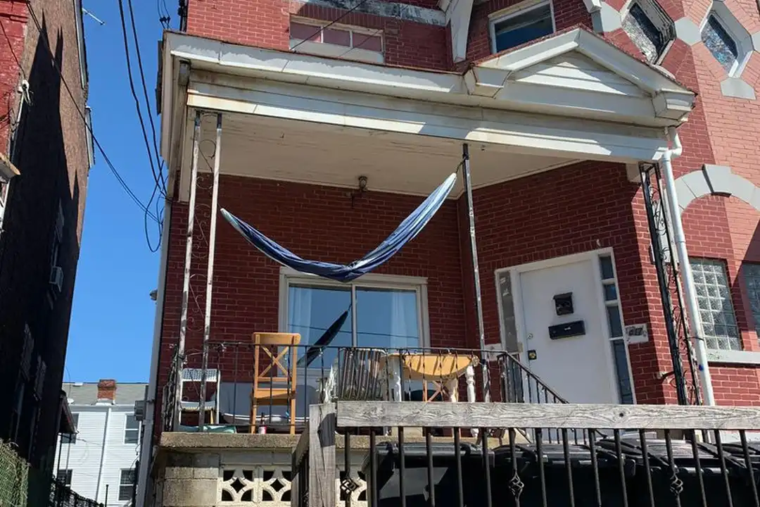 417 Semple St unit 1 – photo 1