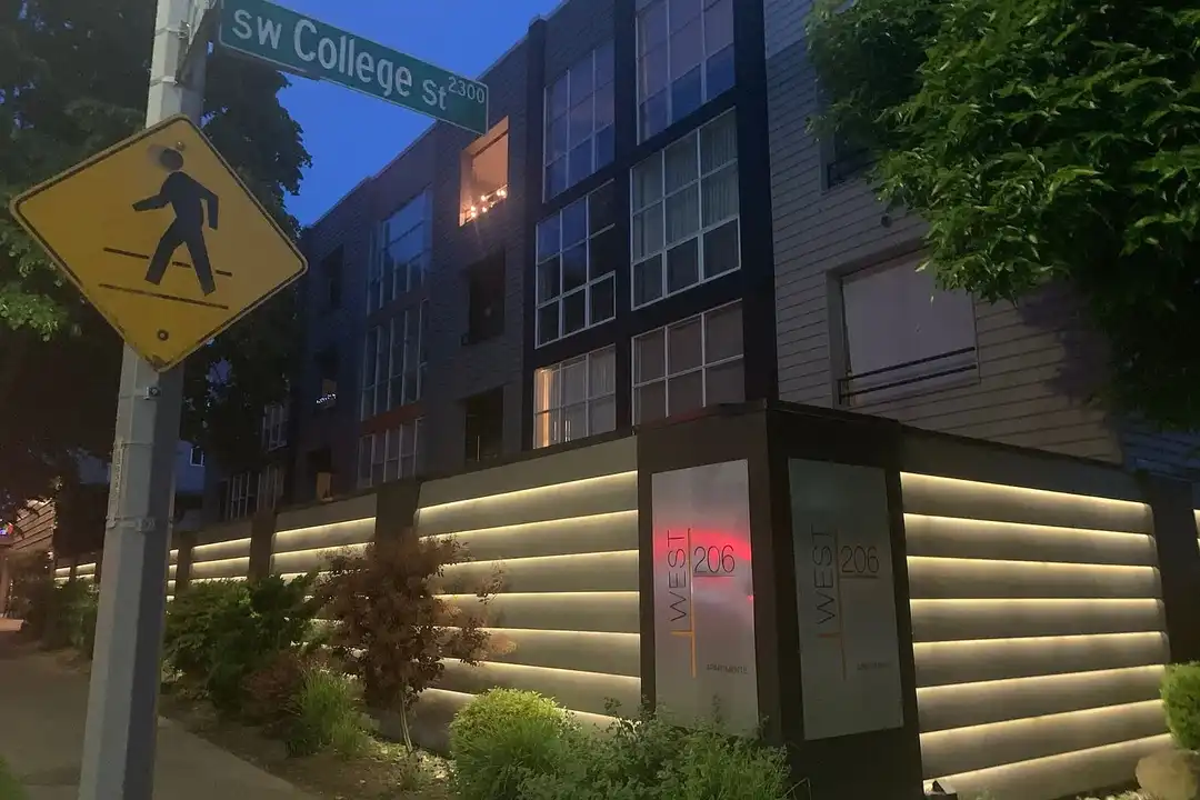 The West 206 Apartments - View 2
