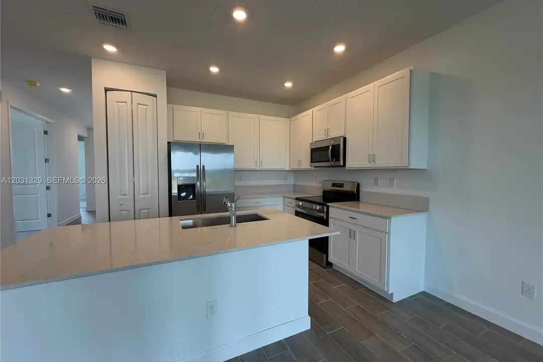 Apartment in Fort Pierce - More