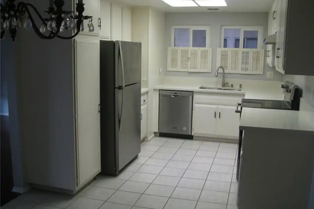 3048 Via Serena S unit P - More