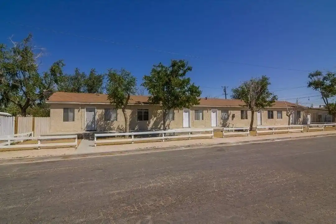 2634 Desert St #8 - View 2