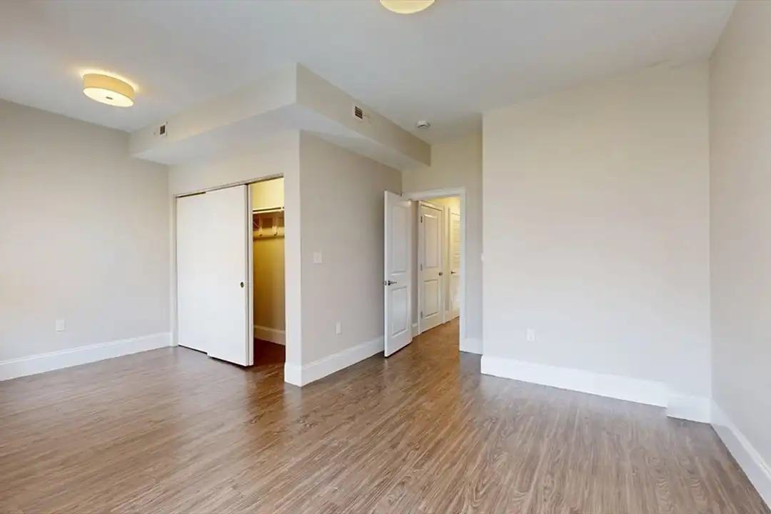 133 Paris St unit 2 - View 6