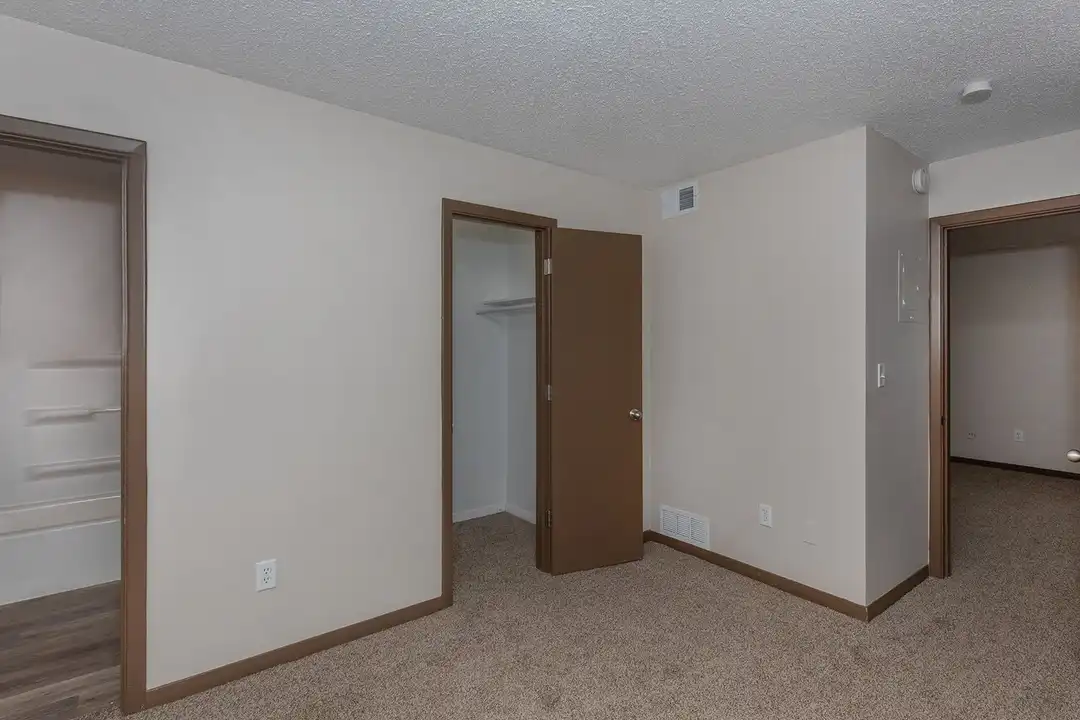 3540 N Main St unit 3515 N Main Street Apt 1 - View 3