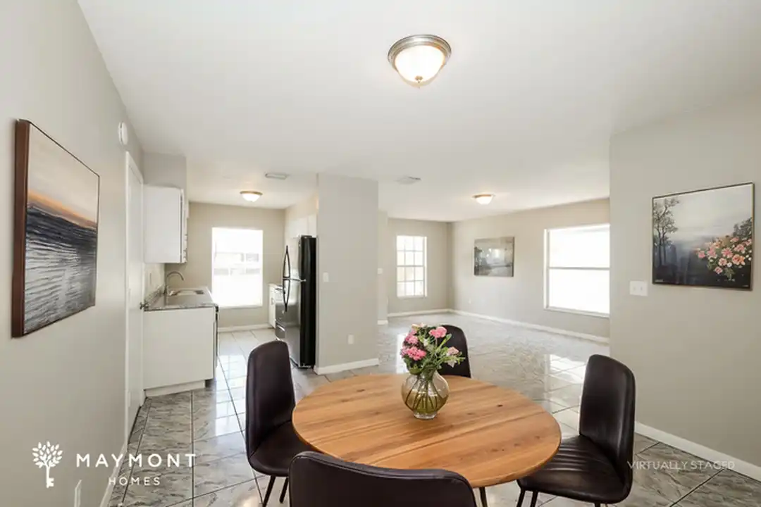 2709 W Palmetto St – pohled 6