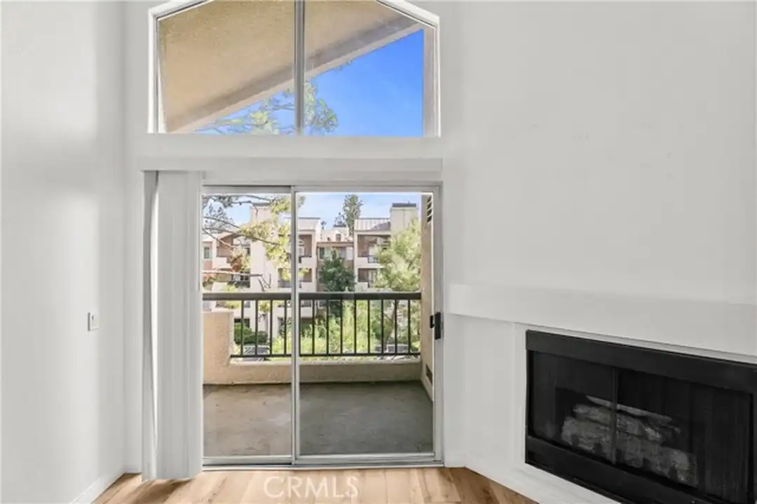 5500 Owensmouth Ave unit 317 - View 5